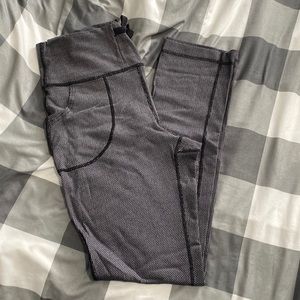 Lululemon skinny wills size 8